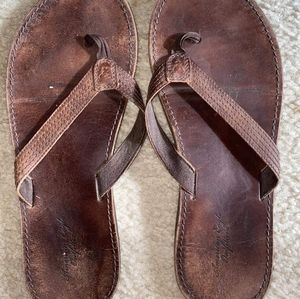 American Eagle sandals